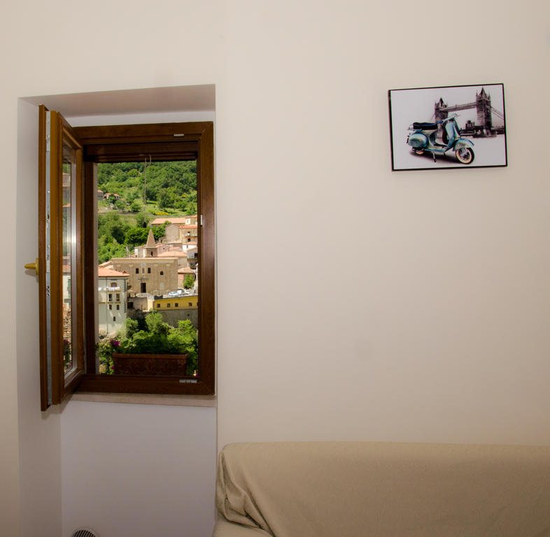 B&B La Perla Nelle Dolomiti Castelmezzano Exterior foto